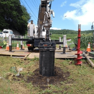 鋼管建て込み